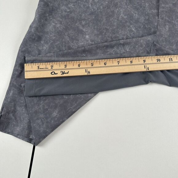 Lululemon The Short 9" Linerless Gravel Dust Asphalt Grey Mens Sz M - Picture 6 of 9